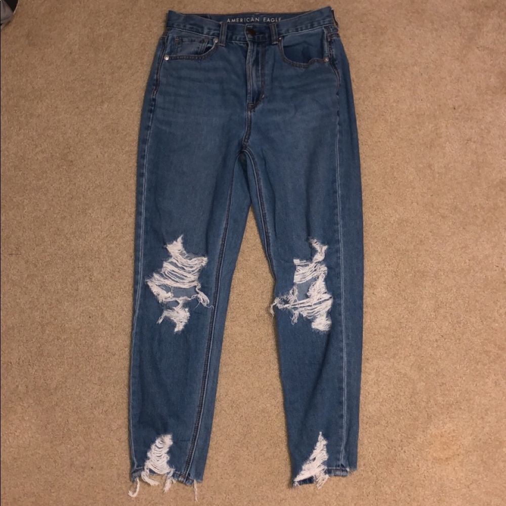 American Eagle Mom Jeans-SIZE 2 SHORT